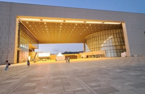 오피투어 핫플레이스 서울국립중앙박물관